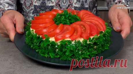 Настолько вкусный салат, что ешь и не можешь остановиться: он и вкуснее салата Оливье, да и проще готовится | Сейчас Приготовим! | Яндекс Дзен