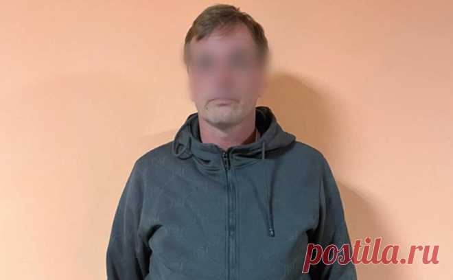 Гражданин Словакии в гидрокостюме незаконно приплыл в Россию из Эстонии. Гражданин Словакии сложил в рюкзак вещи, прикрепил его к плавательному кругу и в гидрокостюме незаконно пересек границу России, сообщила погранслужба ФСБ. Он плыл из Эстонии и был задержан на российском берегу реки Нарвы
