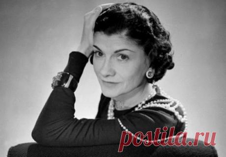 7 русских в жизни Коко Шанель: Сергей Дягилев, Игорь Стравинский, великий князь Дмитрий Романов, Натали Палей, Эрнест Бо, граф Кутузов, великая княгиня Мария Павловна .