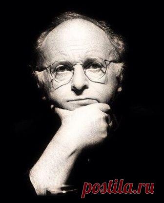 Бывает лед сильней огня,
зима — порой длиннее лета,
бывает ночь длиннее дня
и тьма вдвойне сильнее света;
бывает сад громаден, густ,
а вот плодов совсем не снимешь...
Так берегись холодных чувств,
не то, смотри, застынешь.

И люди все, и все дома,
где есть тепло покуда,
произнесут: пришла зима.
Но не поймут откуда.

И.Бродский, 1962