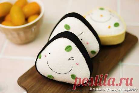 РУКОДЕЛЬНЫЕ МЕЛОЧИ.