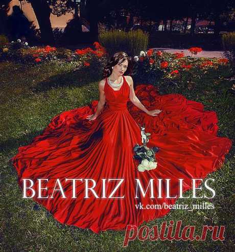 Длинное красное платье трансформер с юбкой солнце
https://vk.com/beatriz_milles