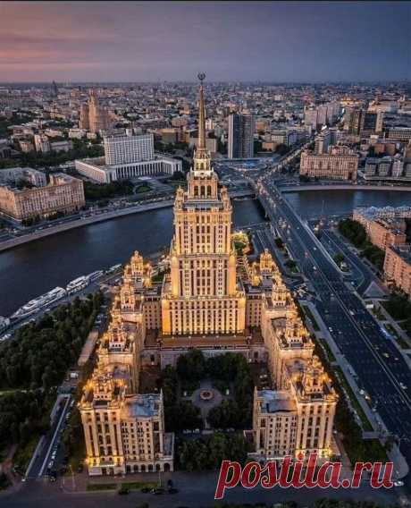 Москва-КРАСНОПРЕСНЕНСКАЯ НАБЕРЕЖНАЯ