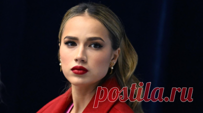 Загитова: одноклассники прятали мои ручки и разрывали тетради с домашней работой. Олимпийская чемпионка по фигурному катанию Алина Загитова рассказала, что подвергалась травле со стороны одноклассников и учителей во время учёбы в школе. Читать далее