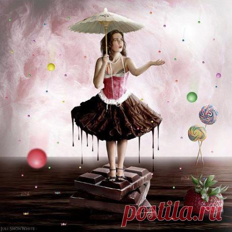 Душистый, терпкий, сладкий, вкусный,
Горячий черный шоколад!
Как не любить его, скажи мне?
Ведь шоколаду каждый рад!
В нем эндорфин и кофеин,
В нем радость жизни, искушение…
С Днем шоколада поздравляю Вас, друзья!
В честь праздника  подарок! https://uspekhdlyavsex.blogspot.com
•••