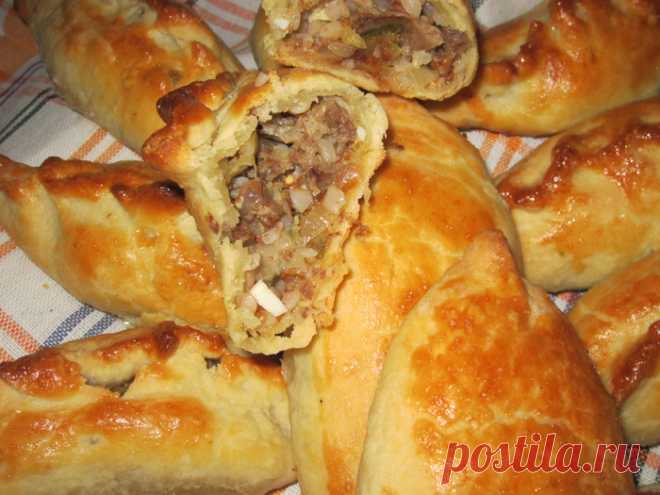 Пирожки - рассольные старорусские.