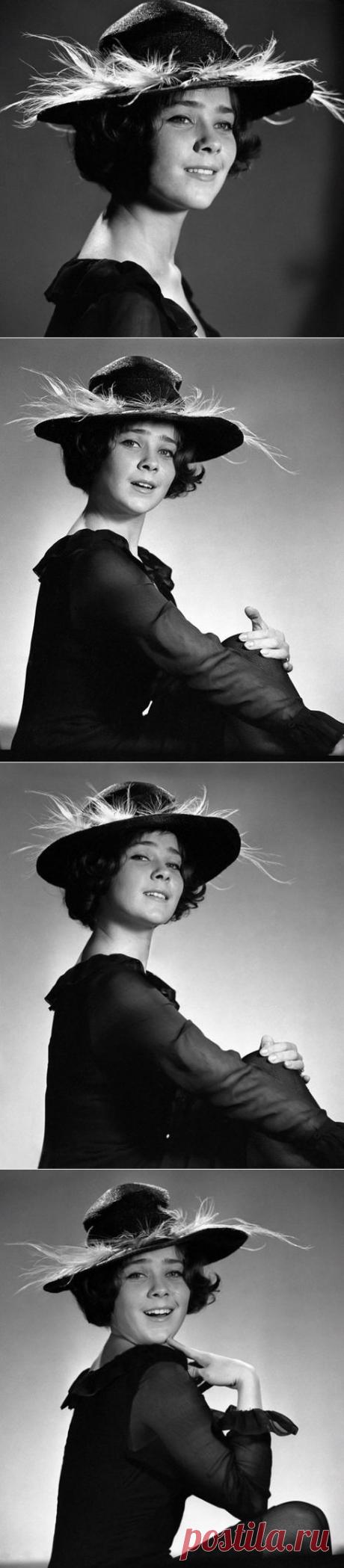 Лариса Голубкина. | Ностальгический клуб любителей кино .