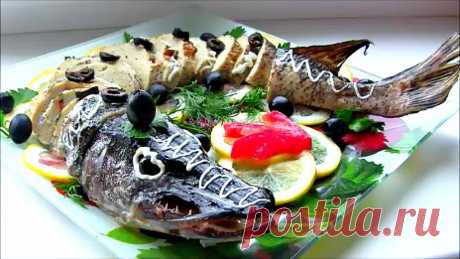 Фаршированная Щука запеченная в духовке / Stuffed Fish Recipe Фаршированная рыба,в большинстве случаев, праздничное блюдо, но, по желанию, ведь можно приготовить и небольшую щучку, просто так, порадовать родных) В приго...