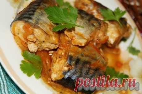 Рецепт скумбрии, тушеной с морковью и луком