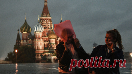 Метеорологи рассказали, какая погода будет в Москве в августе. До середины августа в Москве и области не будет жаркой погоды, резко повыситься до +30 градусов температура воздуха может только к концу месяца. В целом же последний летний месяц будет дождливым и прохладным, пообещала ведущий специалист ...