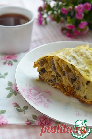 Крученый пирог из лаваша с нутом, пореем и грибами - кулинарный рецепт