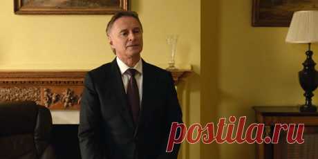 Роберт Карлайл