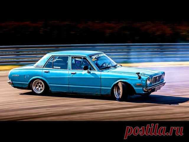 Дрифт в исполнении норвежца Fredrik Sorlie на трассе Nurburgring