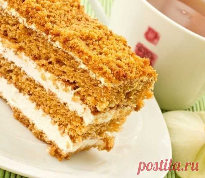 Вкуснейшие медовые тортики! Возьми на заметку несколько рецептов медовика.