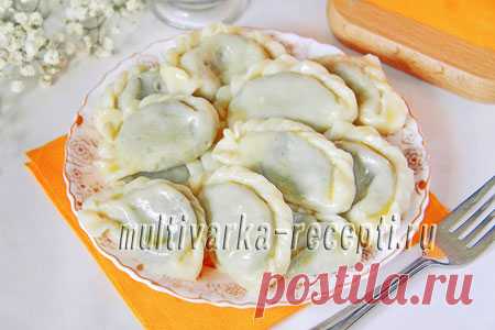 Как приготовить вареники с щавелем, пошаговый рецепт с фото Я предлагаю, как вариант в весенне-летний период попробовать вкуснейшие вареники с начинкой из щавеля. Немного необычное, но очень вкусное блюдо!