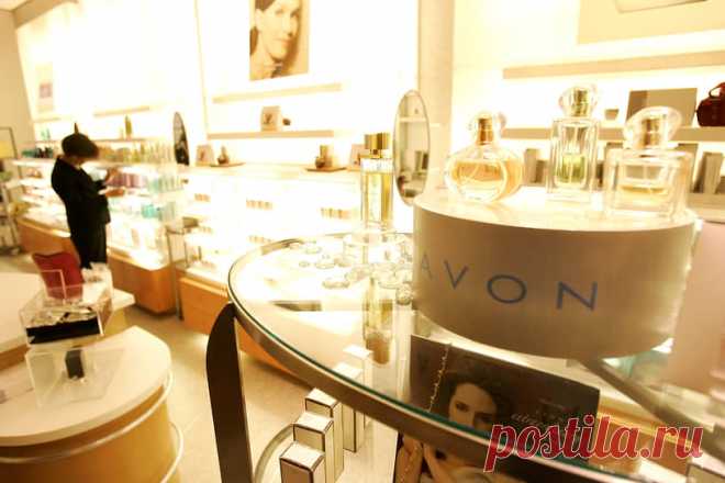 27-12-23--Avon решила НЕ УХОДИТЬ ИЗ РОССИИ И не продавать СВОИ активы в России