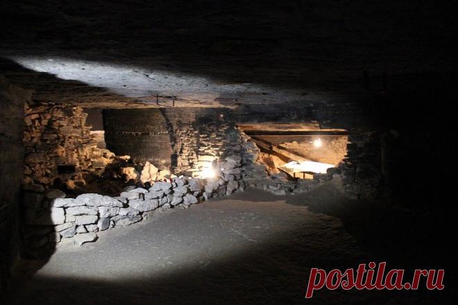 Крым. Темнота Аджимушкая - АКСАНОВ НИЯЗ