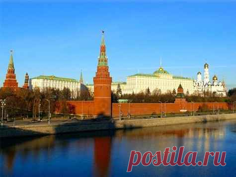 Два совершенно разных пророчества о будущем России. Какое из них сбудется? А какое будущее предпочли бы вы?