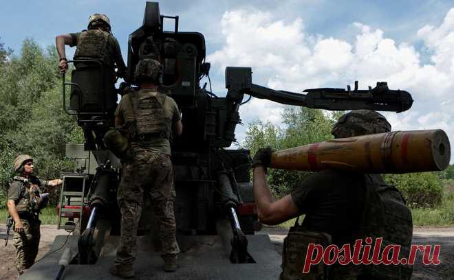 В офисе Зеленского назвали условия мира, на которые согласна Украина. Украина согласна с заморозкой конфликта по нынешней линии боевого соприкосновения и признанием ряда территорий де-факто утраченными, заявил газете La Repubblica советник главы офиса Владимира Зеленского Михаил Подоляк.