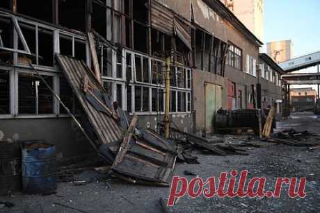 В ДНР погиб доброволец из Танзании при попытке спасти раненого бойца. Гражданин Танзании Таримо Немес Раймонд, ушедший добровольцем в зону спецоперации в составе группы «Вагнер», погиб в Артемовском районе в ДНР, когда спасал раненого бойца под артобстрелом. С танзанийцем попрощались в привычном месте недалеко от тренировочной базы в хуторе Молькино на Кубани.