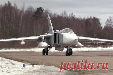 Российские истребители сбили в ДНР украинский самолет Су-24 и вертолет Ми-8. Истребители Воздушно-космических сил России сбили украинский самолет Су-24 в районе Михайловки Донецкой народной республики (ДНР). Также в районе поселка Кураховка был уничтожен вертолет Ми-8 Вооруженных сил Украины (ВСУ), заявил официальный представитель Минобороны генерал-лейтенант Игорь Конашенков.