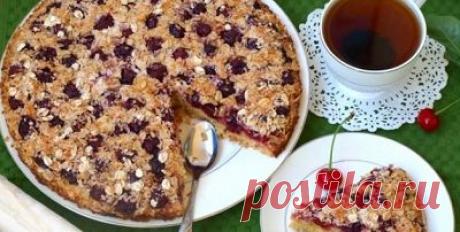 Пирог с вишней и овсяными хлопьями(184ккал.).Или ЗДЕСЬ--- https://www.foodclub.ru/detail/55872/