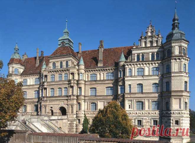 Schloss_Guestrow_Foto_Broecker.jpeg (767×562)