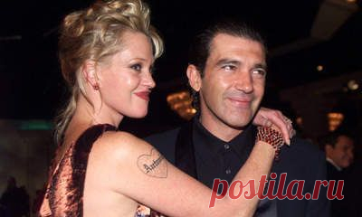 Антонио Бандерас разводится — 
Пара воспитывает общую дочь Стеллу. Актриса Мелани Гриффит подала в Верховный суд Лос-Анджелеса заявление на развод с Антонио Бандерасом после 18 лет брака. В причине развода она указала непримиримые разногласия. В заявлении пары, которое приводит журнал People, говорится: «Мы после долгих раздумий и по обоюдному согласию решили завершить наш почти 20-летний брак по-дружески и с любовью.