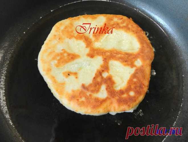 Вкусные и быстрые лепешки на завтрак — пышные, легкие, душистые