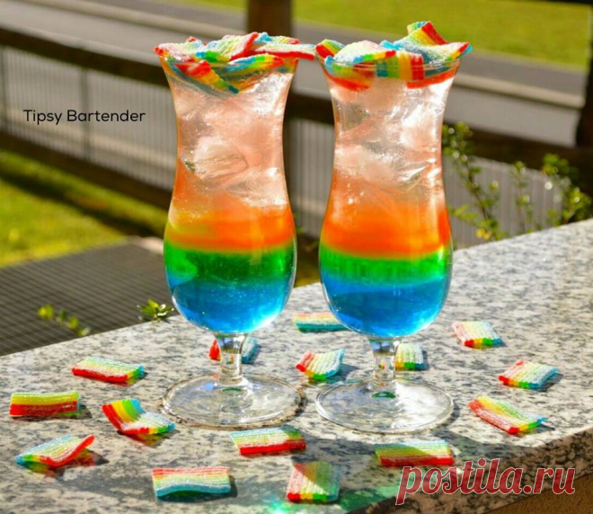 The Haribo Miami Frizz Cocktail - TipsyBartender.com