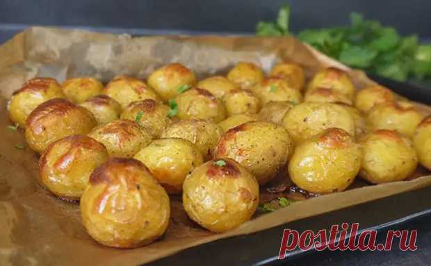 Чудо-картофель без сковороды и варки. Запекаем на бумаге для идеальной нежности и хрустящей корочки - Steak Lovers - Медиаплатформа МирТесен
