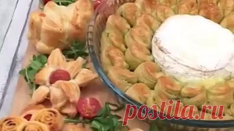 Прекрасные идеи закусок из теста на Новогодний стол