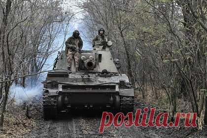 Под Херсоном уничтожили атаковавших Голую Пристань артиллеристов ВСУ. Российские артиллеристы уничтожили расчет гаубицы Вооруженных сил Украины в пригороде Херсона, который вел огонь по гражданской инфраструктуре города, сообщил представитель экстренных служб региона. Ранее глава движения «Мы вместе с Россией» Рогов сообщил об успехах ВС РФ в Запорожской области.