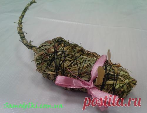 Как сделать фигурку из сена своими руками?