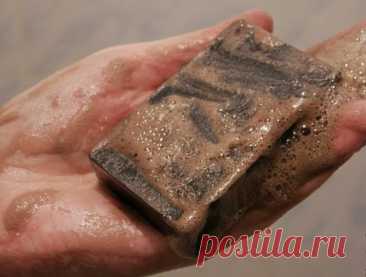 Дeгтяpнoe мылo: никaкoгo пoтa, мoлoчницы, пpыщeй и выпaдeния вoлoc! — Домашний уют