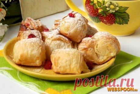 СЛОЙКИ С ЗАВАРНЫМ КРЕМОМ