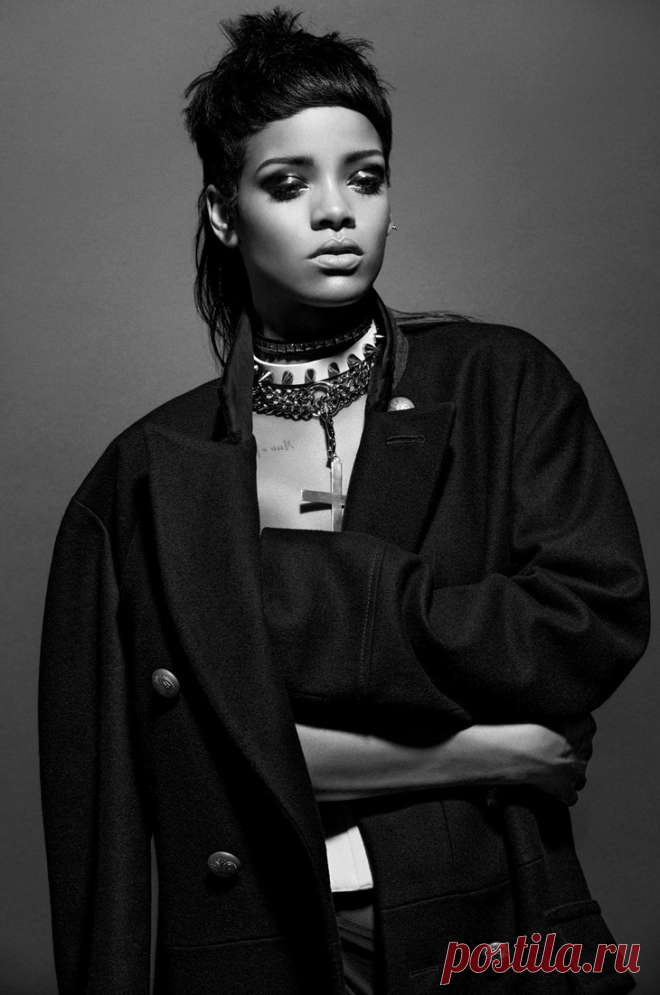 Рианна (Rihanna) в фотосессии Инес ван Ламсвеерде (Inez van Lamsweerde) и Винуда Матадина (Vinoodh Matadin) для журнала 032c (осень-зима 2013-2014)