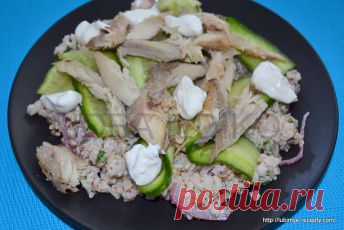 Салат с копчёной скумбрией