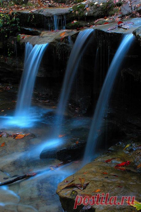 coiour-my-world:
“ Seven Falls. by BamaWester on Flickr.
North Alabama
”