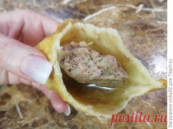Хрустящие чебуреки с сочной начинкой. Пошаговый рецепт с фото