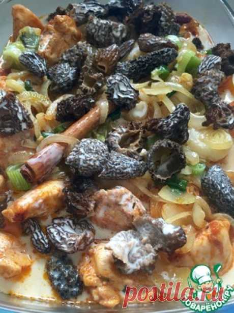 Куриная грудка со сморчками в апельсиново-сливочном соусе - кулинарный рецепт