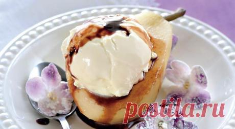 Груша Прекрасная Елена (Десерт) 

Один французский повар с артистической натурой, восхищенный премьерой оперетты Жака Оффенбаха «Прекрасная Елена» в 1864 году, посвятил ее героине десерт на основе фрукта с самыми женственными формами. И прославил имя Елены Троянской на долгие годы даже среди тех, кто понятия не имеет о древнегреческой мифологии. 

Время подготовки: 1 ч. 
Время готовки: 5 мин. 
Количество порций: 4. 
Сложность приготовления: легкая. 

Повод: 
Новый год, Рож...