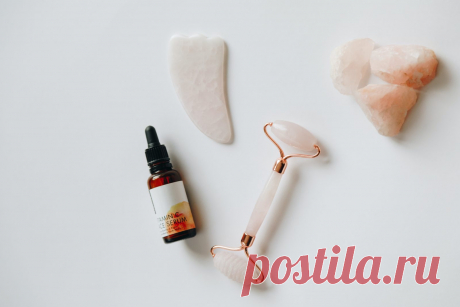 Jade Roller vs Gua Sha - Which Delivers the Ultimate Glow For You? &amp;#8211; Ferbena.com