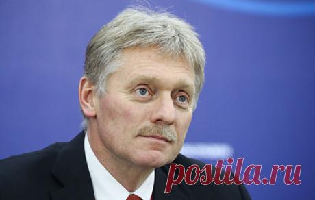 Песков считает абсурдным план введения ограничений цен на российскую нефть. Россия перенаправит поставки нефти при введении недружественными странами потолка цен, отметил представитель Кремля