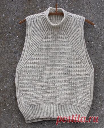Жилет спицами «Slanting Slipover»