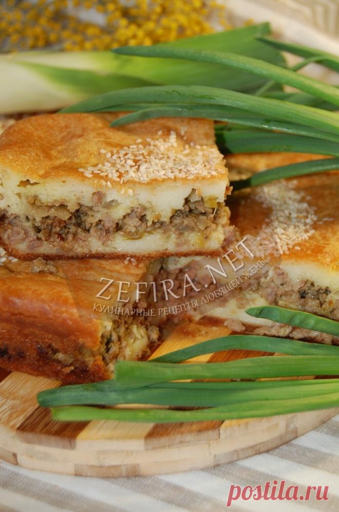 Простой пирог на кефире с фаршем — Кулинарные рецепты любящей жены