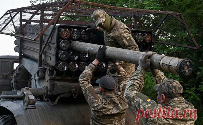 На Украине выросло число сторонников отказа от территорий ради мира. Число сторонников отказа от территорий ради конца конфликта держится на уровне 38–39% с декабря. В октябре их было только 32%. Более половины украинцев (52%) согласны на продолжение боев, чтобы не допустить территориальных потерь