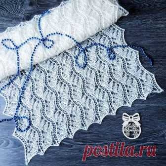 Ажурный палантин Связала палантин в подарок на юбилей подруге. Его размеры 170 на 55 см, вес 163 г.