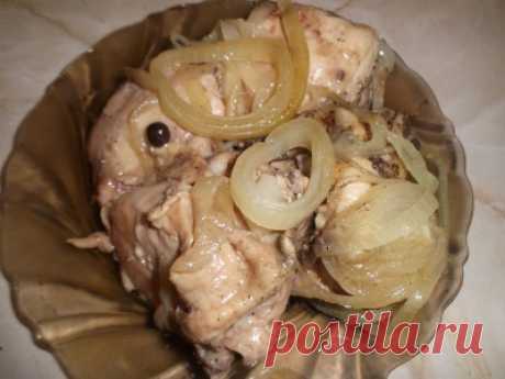 Куриные бёдра в луковом соку
