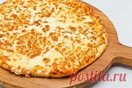 Сырные лепешки на кефире в сковороде за 5 минут!

Эти сырно-кефирные лепешки порадуют хозяюшек, не располагающих большим количеством времени – они готовятся практически молниеносно, за считанные минуты.

Если вы на даче, а хлеб закончился, и при этом вы ждете гостей, и ни один магазин поблизости не работает, то приготовьте эти лепешки. Выручат они и в других ситуациях, которые могут быть самыми разными. В общем, этот рецепт стоит записать – он сослужит вам отличную службу ...